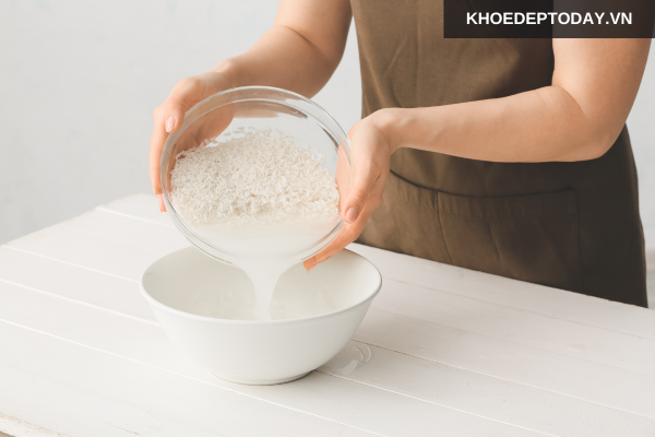 Tận dụng phần gạo sau khi ủ nước vo gạo
