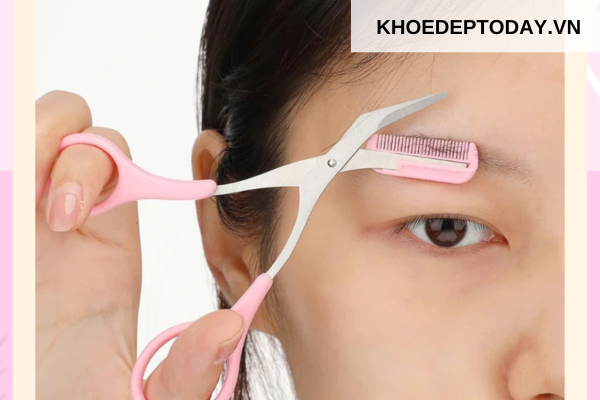 Nếu muốn chỉnh sửa lông mày ở tuổi dậy thì thì nên làm gì?